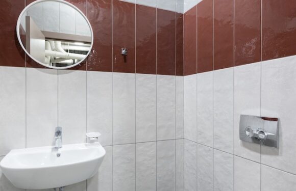 Baterie umywalkowe ścienne – Zwiększ przestrzeń w swojej łazience!