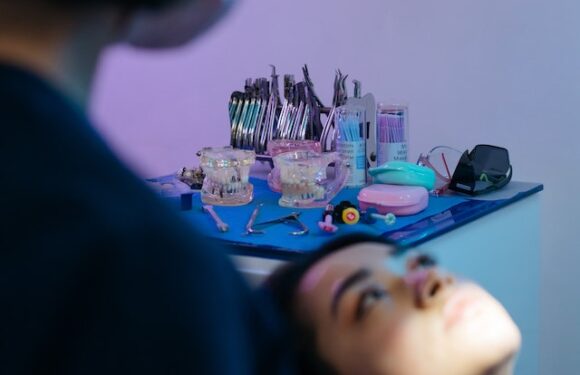 Zabiegi chirurgii stomatologicznej u pacjentów z hemofilią: Bezpieczne postępowanie w przypadku problemów krzepnięcia