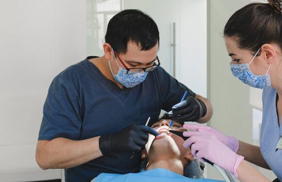 Przeciwwskazania do wszczepienia implantów zębowych