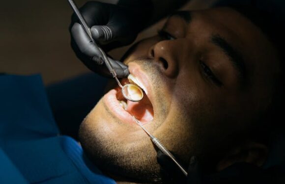 Jakie są powikłania przetoki zębowej?