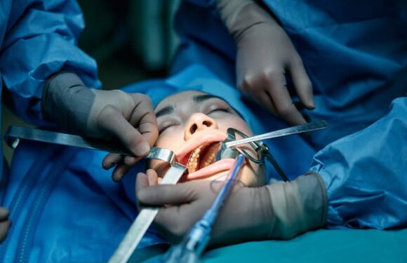 Co to jest dłutowanie zęba i kiedy jest konieczne?