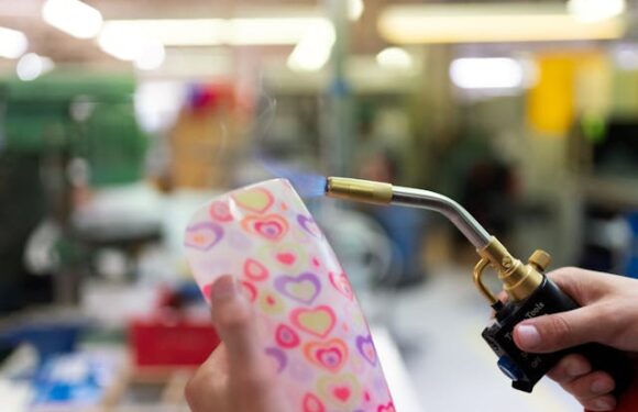 Jakie są wady i zalety ortezy na opadającą stopę z włókna węglowego?