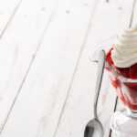 Jakie parametry ma dobra maszyna do bitej śmietany?