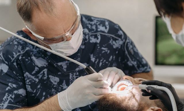 Higiena implantów zębowych – najważniejsze zasady