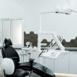 Czy implant zęba może służyć przez całe życie?